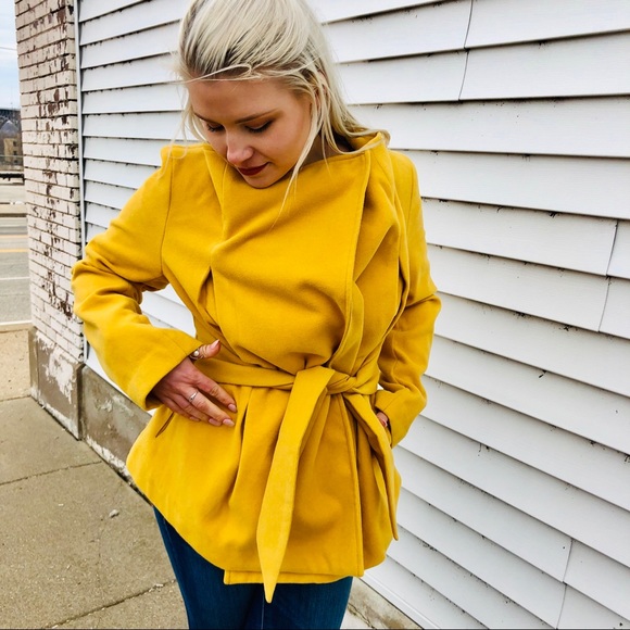 Jackets & Blazers - Trendy yellow coat